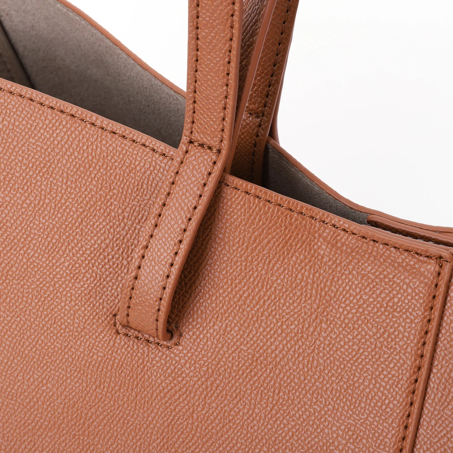 Pélene Handtasche
