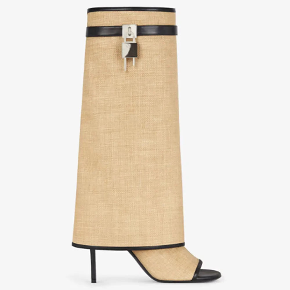 Designer Boots mit Schlossdetail